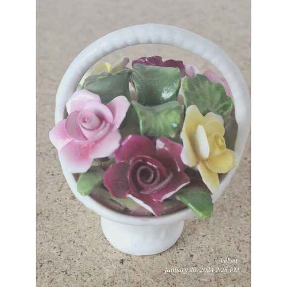 AYNSLEY England Fine Bone China Porcelain Flower Basket Bouquet‎ 3in - Picture 4 of 7
